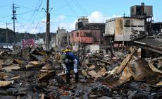 Giappone, un'anziana di 80 anni estratta viva dalle macerie a 72 ore dal terremoto