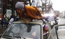 La Befana vien... su due ruote: 200 motociclisti in giro per la citt&agrave; e poi tappa all'ospedale dei Bambini - Foto