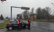Fermato alle 5 del mattino, sul furgone aveva  due tunisini senza documenti: denunciato imprenditore edile