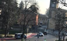 Felino, pedone investito in piazza Miodini: &egrave; un anziano, &egrave; grave