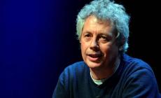 Baricco torna in tv (da Fazio): "Come sto? Bene, ma all'ospedale lasci giù dei pezzi di te.  Quando esci sei in salita"