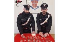 Nel marsupio aveva 76 bustine di marjuana pronte da vendere: in manette pusher nigeriano molto "attivo" in Oltretorrente