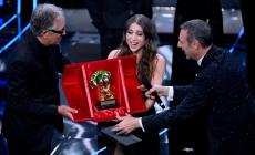 Ha vinto Angelina Mango: erano 10 anni che una donna non vinceva il festival di Sanremo