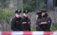 Palermo, strage in famiglia: l'uomo che ha ucciso la moglie e i due figli aveva due complici che sono stati arrestati. La figlia superstite: "Hanno fatto un esorcismo per scacciare il demonio"
