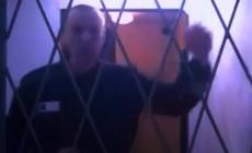 L'ultima apparizione a gennaio di Alexei Navalny davanti a un giudice della Corte Suprema. Guarda il video