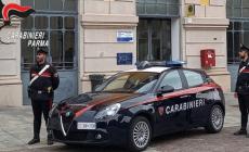 Lite in centro a Fidenza, un uomo preso a bottigliate: trovato l'aggressore