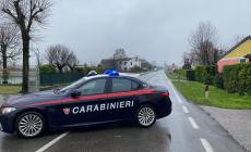 Lentigione, fuga di gas e danni alla rete pubblica per un incidente stradale: strada chiusa dai carabinieri. Traffico deviato