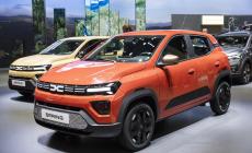 Dacia Spring cambia. Ma  resta super conveniente
