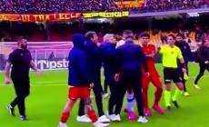 Il Lecce esonera D'Aversa- Il video dello scontro fisico con l'attaccante  del Verona