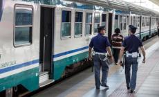 Stop ai treni sulla linea Tirrenica per un investimento mortale a Carrara