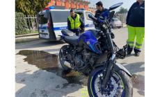 Scontro moto-camion a San Prospero: un ferito. Traffico in tilt