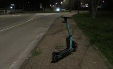 «Via Ximenes, un monopattino elettrico nel bel mezzo del marciapiede. E del disturbo»