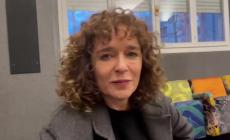 Valeria Golino: "Bernardo Bertolucci, grande Maestro e amico. Aveva il dono della leggerezza perché era una persona molto profonda"- Video