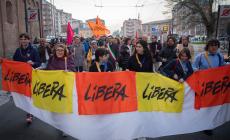 Fiaccolata antimafia a Parma per ricordare don Peppe Diana - Video