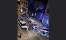 Via Trento, scoppia una rissa in serata. Un ferito