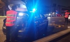 Cerca di svaligiare un furgone ma deve desistere per non farsi scoprire dai passanti: 39enne denunciato a Montecchio