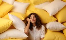 Cuscini terapeutici: tra imbottiture green e federe di seta