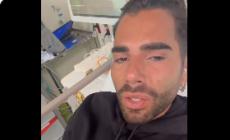 Federico Fashion Style aggredito in treno: "Picchiato perché gay" - Video
