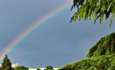 Parma, fa capolino l'arcobaleno