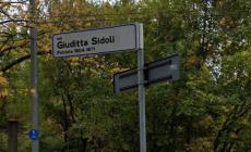 Elettricit&agrave; a singhiozzo ancora nella zona di via Sidoli. Anche questa sera le strade di parte del centro storico al buio