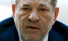 La Corte suprema di New York annulla la condanna per reati sessuali  nei confronti di Harvey Weinstein per motivi procedurali