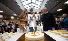 L'Euro Torri festeggia i vent'anni con una torta di compleanno d'eccezione firmata da Damiano Carrara