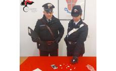 Blitz dei carabinieri in S. Leonardo: recuperati 6 grammi di crack e denunciato 30enne 