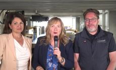 Fuochi a mano e razzi nei cieli di Parma.... non sono gli alieni, ma una esercitazione di Parmavela - Video