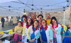 I clown di Vip Onlus per tutto il giorno in piazza Garibaldi: guarda il video e le foto