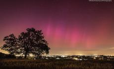 Tempesta solare: anche a Parma e provincia si vede l’aurora boreale - Foto dei lettori. Ecco la spiegazione del fenomeno