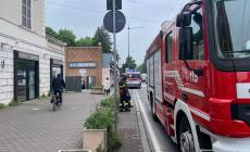Ascensore bloccato, attimi di paura in via Gramsci