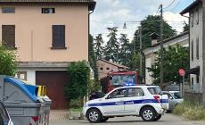 Incendio in un'abitazione a Barco di Bibbiano: paura per un'anziana, intervengono residenti e passanti