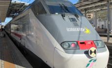 Alle 6.51 un Intercity per Rimini e Riccione (diretto a Lecce). Dal 9 giugno, con l’orario estivo