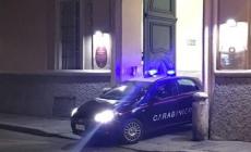 Danneggia lo scambiamonete di un lavaggio auto self-service e ruba 10 euro 
