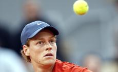 Roland Garros: Sinner batte Moutet e vola ai quarti. Incontrerà Dimitrov