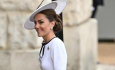 Kate riappare in pubblico, a Buckingham Palace per la parata - Foto