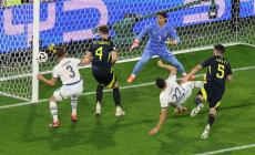 Europei 2024: pari tra Svizzera (che sorride) e Scozia (1-1)