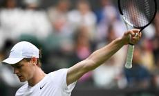 Wimbledon, Sinner passa il turno (con un po' di fatica). Ora incontrerà Berrettini