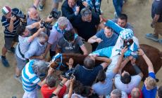 Palio di Siena: vince la contrada dell'Onda