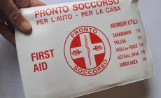 Raccolta fondi davanti al Maggiore? Una truffa. Arrivano i carabinieri, i due imbroglioni in fuga