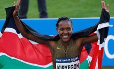 Faith Kipyegon ritocca il suo record del mondo nei 1500 metri femminili