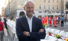 Casa: "Il Pd vuole cancellare la Cena dei  1000". Chiastra: "Chi dice no all'evento, dice no al futuro"