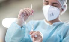 Covid, la variante Kp3 corre veloce:  16 casi in 7 giorni a Parma