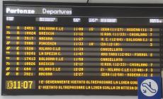 Stazione di Parma, ancora treni cancellati. La maggior parte delle «Frecce» dirottate sulla linea dell’Alta Velocità
