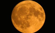 Lo spettacolo della Luna Piena del Cervo