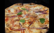 Emiliano Pizzeria e Cucina: classiche o speciali, pizze di qualit&agrave; e servizio cortese