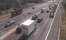 A1, rallentamenti tra Piacenza e Fidenza. Scontro auto-moto: due feriti. Coda in A15 