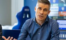 Krause cambia ancora: via Vaeyens, e ora? Valenti nel mirino del Bari Begic tra Frosinone e Cesena