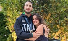 Dopo la medaglia, Federico Nilo Maldini chiede alla fidanzata Carlotta di sposarlo - Video 