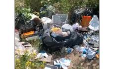 Vigatto, "spunta" una discarica abusiva a cielo aperto - Guarda il video